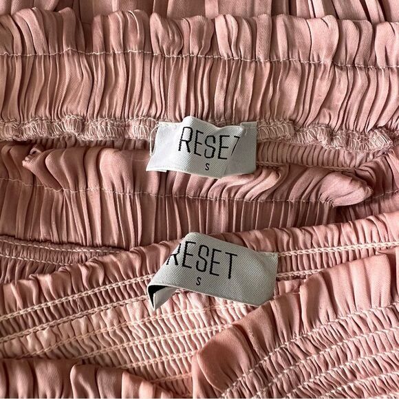 RESET Pink Smocked Crop Top & Ruffle Skirt Set Size S - Picture 6 of 7